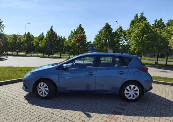 Toyota Auris cena 54900 przebieg: 97000, rok produkcji 2015 z Lublin małe 79